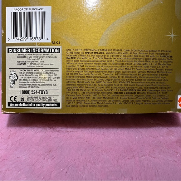 Special Edition: Winter Rhapsody Barbie - Picture 6 of 7